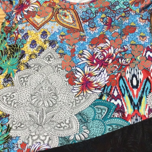 S Cable & Gauge colorful design ruffle top - Picture 9 of 15